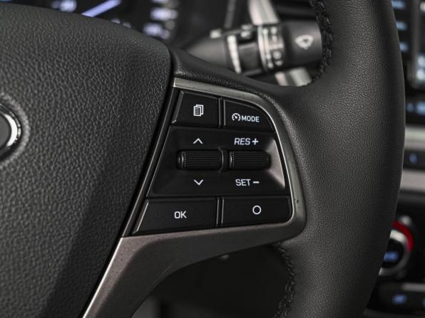 Hyundai Solaris II с пробегом 2019 года, цена 1 550 000 рублей, 69076 км, седан, Автокод Объявления