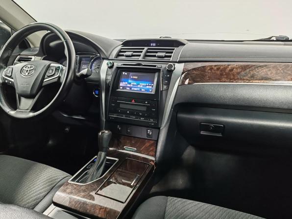 Toyota Camry VII (XV50) Рестайлинг с пробегом 2017 года, цена 1 799 000 рублей, 216644 км, седан, Автокод Объявления