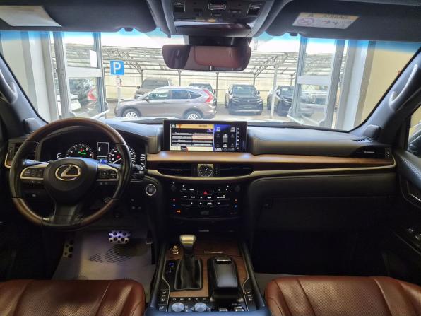 Lexus LX III Рестайлинг 2 с пробегом 2017 года, цена 8 400 000 рублей, 106000 км, внедорожник, Автокод Объявления
