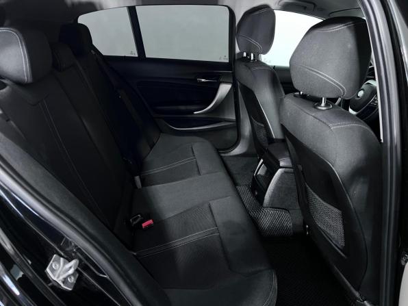 BMW 1 серии II (F20/F21) Рестайлинг 2 с пробегом 2017 года, цена 1 680 000 рублей, 96814 км, хэтчбек, Автокод Объявления