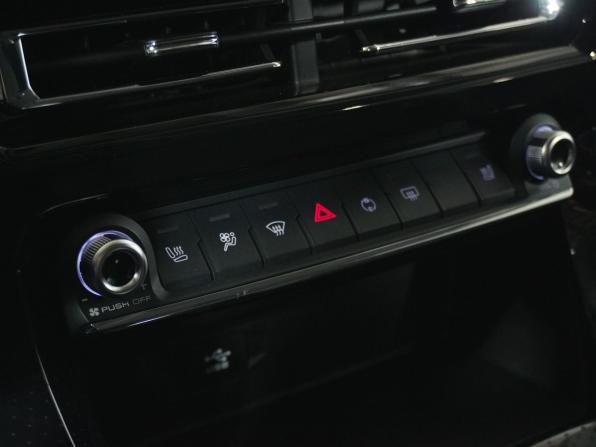 Haval M6 II с пробегом 2024 года, цена 1 850 000 рублей, 35501 км, внедорожник, Автокод Объявления