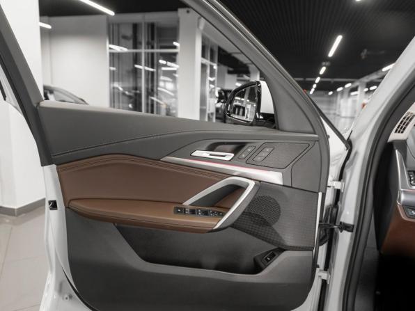 BMW X1 III (U11/U12) с пробегом 2025 года, цена 4 700 000 рублей, 2961 км, внедорожник, Автокод Объявления
