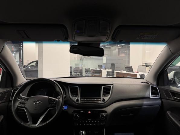 Hyundai Tucson III с пробегом 2015 года, цена 1 549 000 рублей, 240000 км, внедорожник, Автокод Объявления
