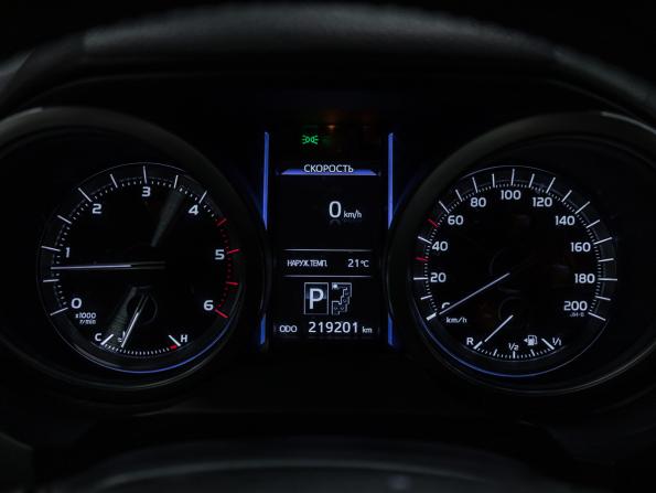 Toyota Land Cruiser Prado 150 Series Рестайлинг 1 с пробегом 2013 года, цена 2 540 900 рублей, 220000 км, внедорожник, Автокод Объявления