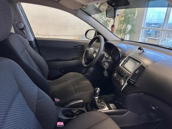 Hyundai i30 I Рестайлинг с пробегом 2010 года, цена 649 000 рублей, 194209 км, хэтчбек, Автокод Объявления
