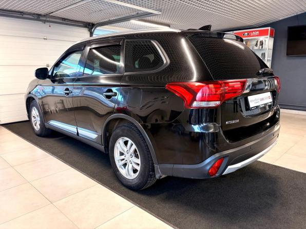 Mitsubishi Outlander III Рестайлинг 2 с пробегом 2017 года, цена 1 971 509 рублей, 132187 км, внедорожник, Автокод Объявления