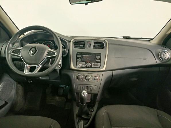 Renault Logan II Рестайлинг с пробегом 2020 года, цена 1 275 000 рублей, 33000 км, седан, Автокод Объявления
