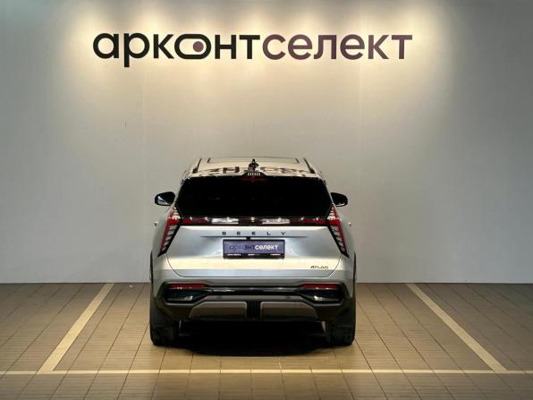 Geely Atlas II с пробегом 2024 года, цена 2 713 000 рублей, 56806 км, внедорожник, Автокод Объявления