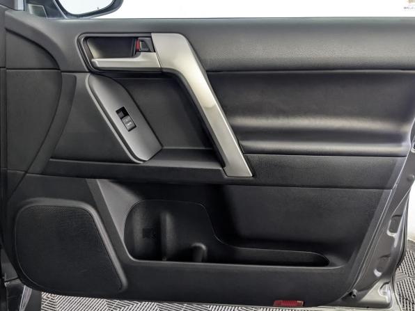 Toyota Land Cruiser Prado 150 Series Рестайлинг 3 с пробегом 2022 года, цена 7 990 000 рублей, 30746 км, внедорожник, Автокод Объявления
