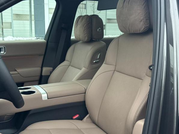 Новый Li Auto (Lixiang) L7 I Рестайлинг 2025 года, цена 8 348 820 рублей, внедорожник, Автокод Объявления