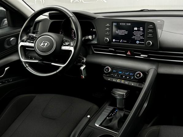 Hyundai Elantra VII (CN7) с пробегом 2021 года, цена 2 198 400 рублей, 47010 км, седан, Автокод Объявления