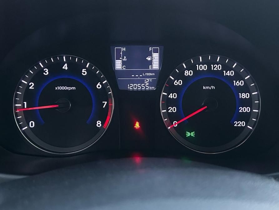 Hyundai Solaris I Рестайлинг Калуга  - изображение 19