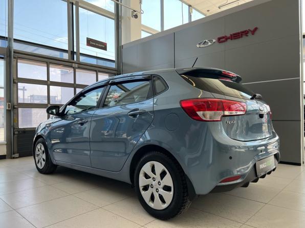 Kia Rio III Рестайлинг с пробегом 2015 года, цена 989 000 рублей, 132392 км, хэтчбек, Автокод Объявления