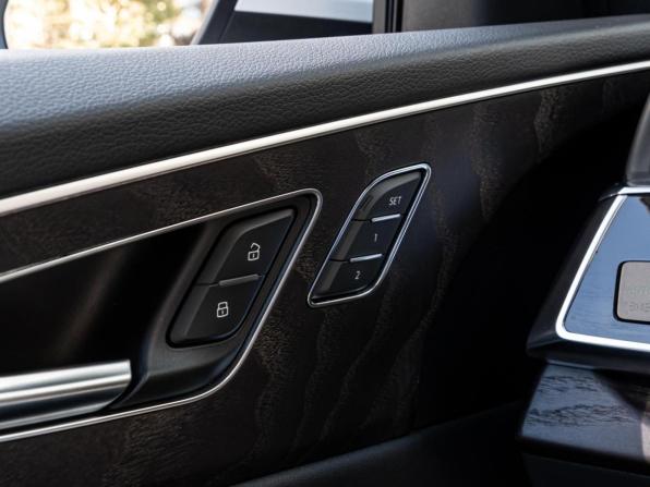 Audi Q8 I (4M) с пробегом 2021 года, цена 9 750 000 рублей, 50756 км, внедорожник, Автокод Объявления