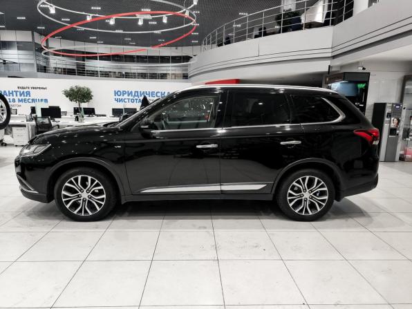 Mitsubishi Outlander III Рестайлинг с пробегом 2015 года, цена 2 220 000 рублей, 129389 км, внедорожник, Автокод Объявления