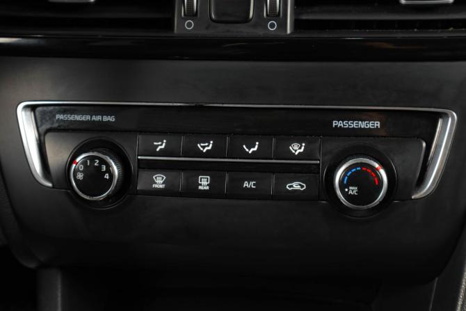 Kia Optima IV с пробегом 2015 года, цена 1 359 000 рублей, 145000 км, седан, Автокод Объявления