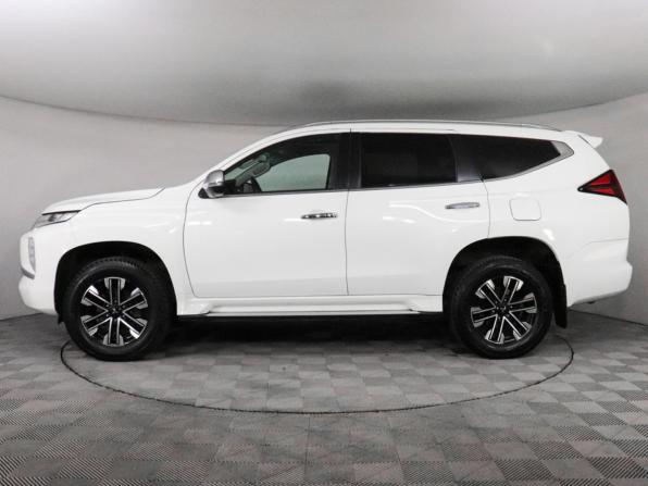 Mitsubishi Montero Sport III Рестайлинг с пробегом 2022 года, цена 4 349 000 рублей, 50800 км, внедорожник, Автокод Объявления