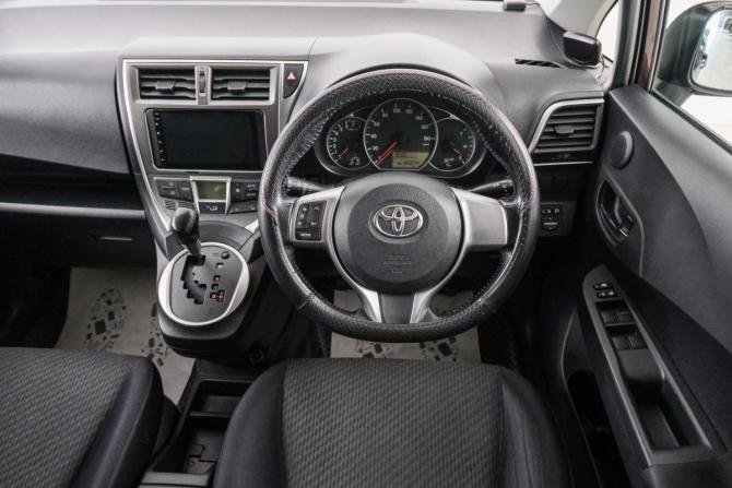 Toyota Ractis II с пробегом 2011 года, цена 849 000 рублей, 165074 км, хэтчбек, Автокод Объявления
