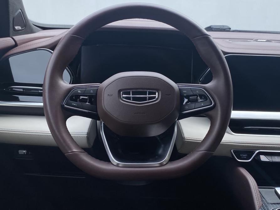 Geely Monjaro I Москва  - изображение 9