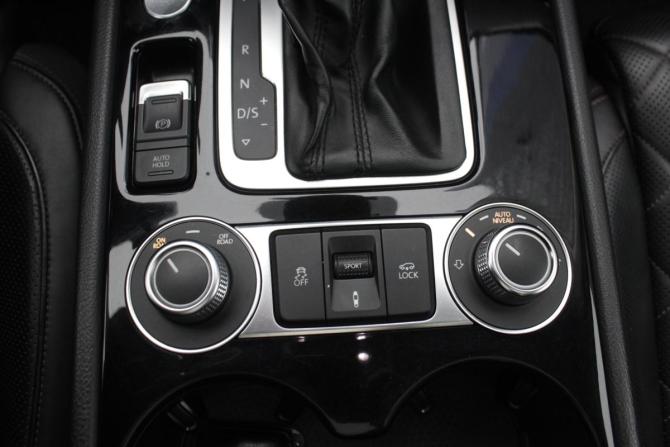Volkswagen Touareg II Рестайлинг с пробегом 2017 года, цена 3 600 000 рублей, 188527 км, внедорожник, Автокод Объявления