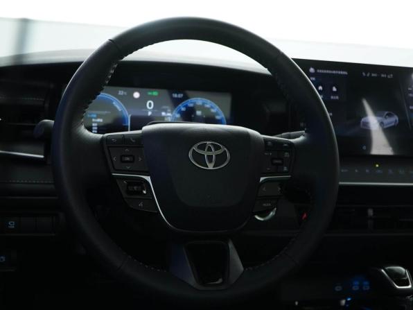 Toyota Camry IX (XV80) China Market с пробегом 2026 года, цена 4 290 888 рублей, 17 км, седан, Автокод Объявления