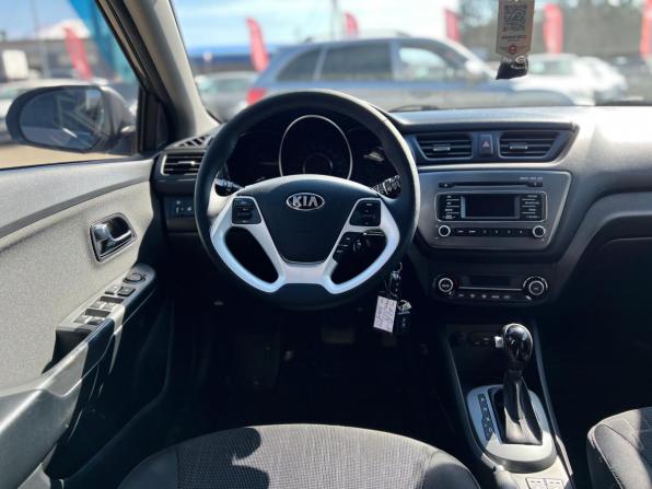 Kia Rio III Рестайлинг с пробегом 2016 года, цена 920 000 рублей, 188000 км, седан, Автокод Объявления