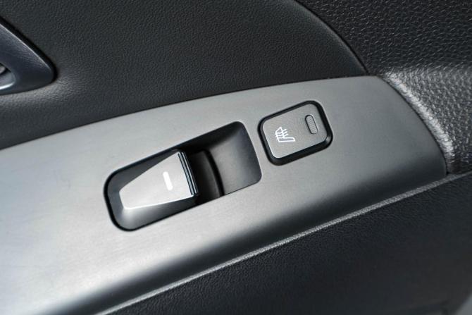 Hyundai ix35 I Рестайлинг с пробегом 2015 года, цена 1 259 000 рублей, 195500 км, внедорожник, Автокод Объявления