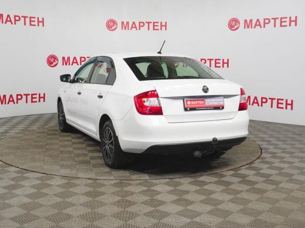 Skoda Rapid I с пробегом 2015 года, цена 885 000 рублей, 173056 км, лифтбек, Автокод Объявления