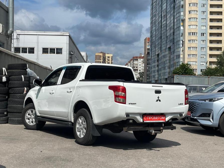 Mitsubishi L200 V Санкт-Петербург  - изображение 3