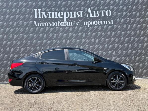 Hyundai Solaris I Рестайлинг с пробегом 2016 года, цена 790 000 рублей, 252000 км, седан, Автокод Объявления