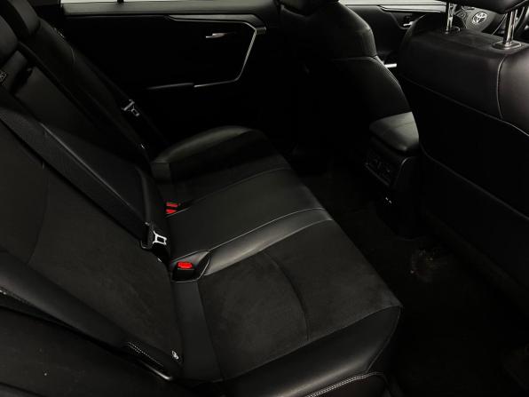 Toyota RAV4 V (XA50) с пробегом 2022 года, цена 3 199 000 рублей, 117432 км, внедорожник, Автокод Объявления
