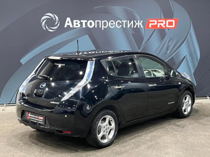 Nissan Leaf I (ZE0/AZE0) Пермь  - изображение 5