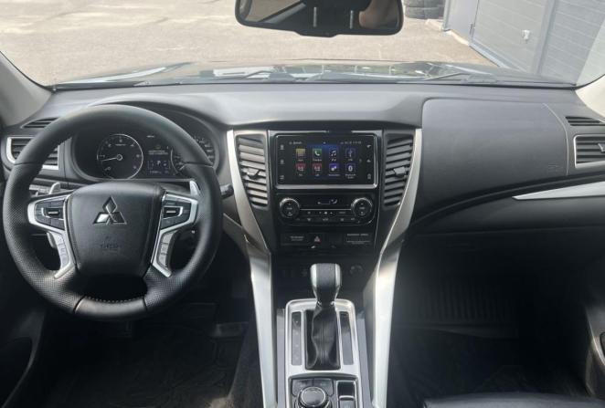 Mitsubishi Pajero Sport III с пробегом 2017 года, цена 2 570 000 рублей, 113236 км, внедорожник, Автокод Объявления