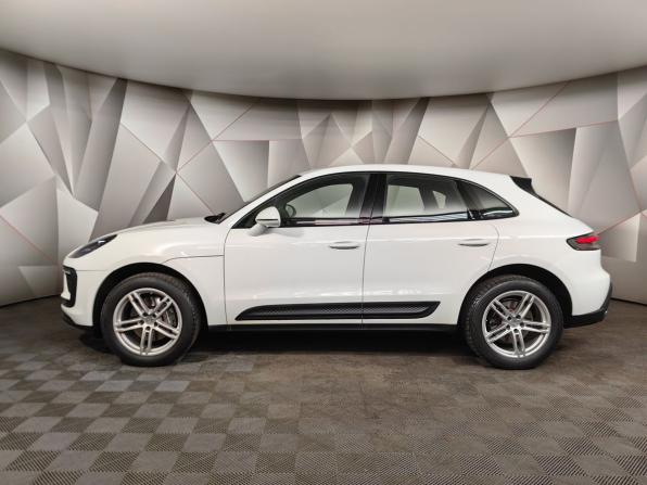 Porsche Macan I Рестайлинг 2 с пробегом 2022 года, цена 6 300 000 рублей, 67320 км, внедорожник, Автокод Объявления