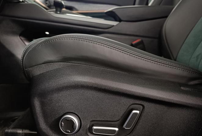 Geely Monjaro I с пробегом 2024 года, цена 3 150 000 рублей, 61818 км, внедорожник, Автокод Объявления