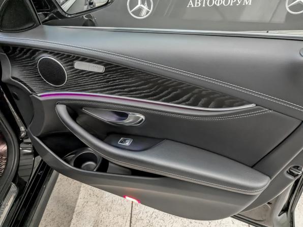 Mercedes-Benz E-Класс V (W213 S213 C238) Рестайлинг с пробегом 2021 года, цена 3 353 500 рублей, 185000 км, седан, Автокод Объявления