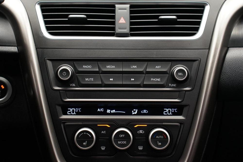 FAW Besturn X80 I Рестайлинг Крым  - изображение 21