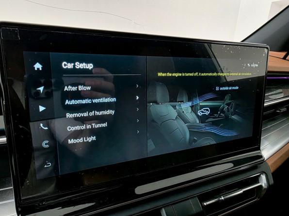 SsangYong Torres с пробегом 2022 года, цена 3 599 000 рублей, 45592 км, внедорожник, Автокод Объявления