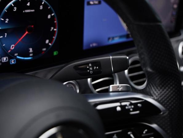 Mercedes-Benz E-Класс V (W213 S213 C238) Рестайлинг с пробегом 2021 года, цена 4 049 000 рублей, 89537 км, седан, Автокод Объявления