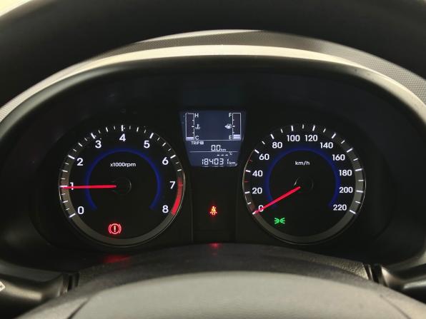 Hyundai Solaris I Рестайлинг с пробегом 2016 года, цена 900 000 рублей, 184030 км, седан, Автокод Объявления