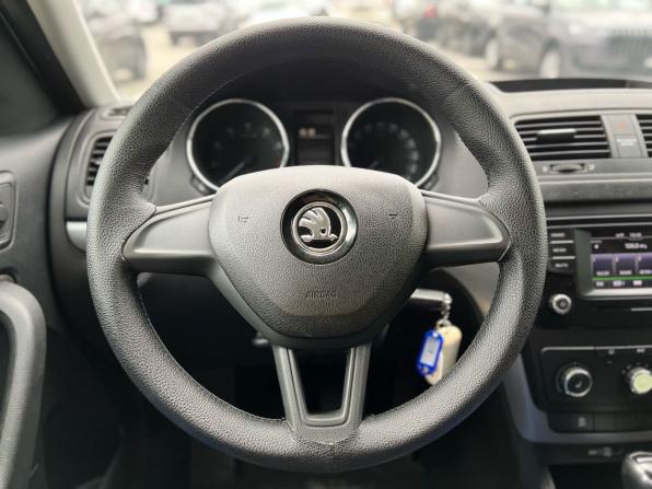 Skoda Yeti I Рестайлинг с пробегом 2018 года, цена 1 470 000 рублей, 97661 км, внедорожник, Автокод Объявления