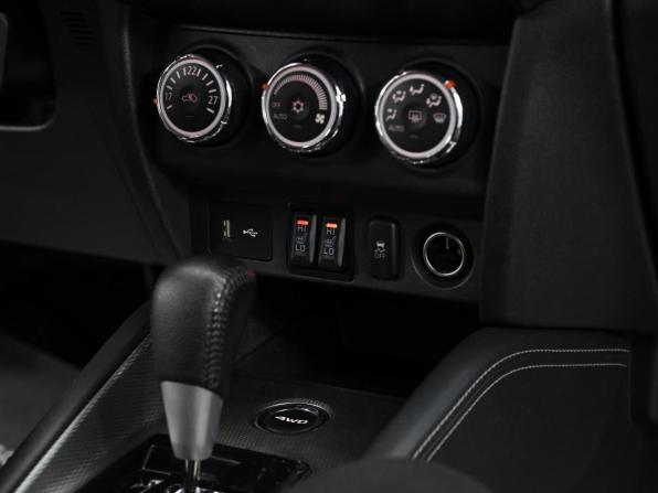 Mitsubishi ASX I Рестайлинг 2 с пробегом 2018 года, цена 1 249 000 рублей, 213000 км, внедорожник, Автокод Объявления