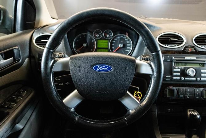 Ford Focus II с пробегом 2006 года, цена 659 000 рублей, 190835 км, седан, Автокод Объявления
