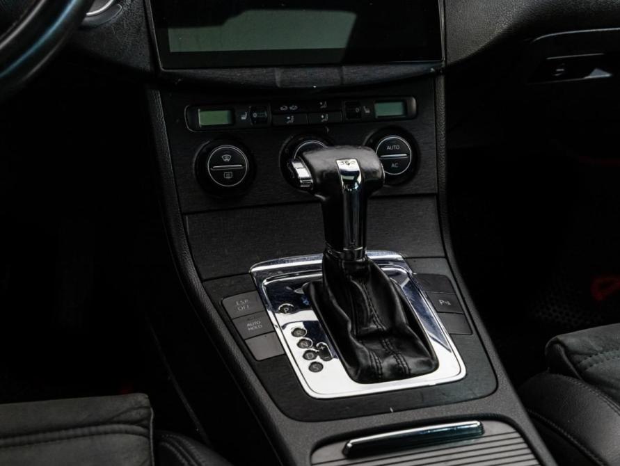 Volkswagen Passat B6 Санкт-Петербург  - изображение 12