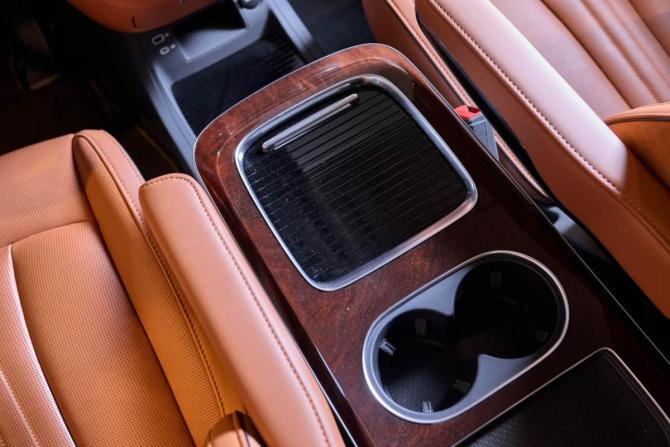Новый Hongqi HQ9 2025 года, цена 7 350 000 рублей, минивэн, Автокод Объявления