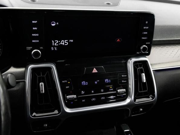 Kia Sorento IV с пробегом 2021 года, цена 4 099 000 рублей, 71127 км, внедорожник, Автокод Объявления