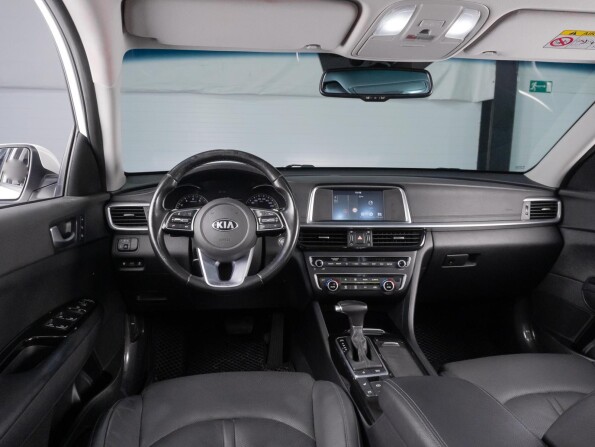 Kia Optima IV Рестайлинг с пробегом 2018 года, цена 2 289 000 рублей, 109652 км, седан, Автокод Объявления