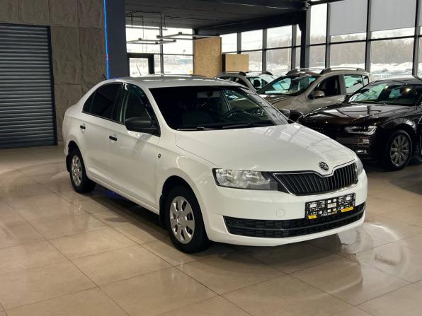 Skoda Rapid I с пробегом 2016 года, цена 1 000 000 рублей, 140000 км, лифтбек, Автокод Объявления