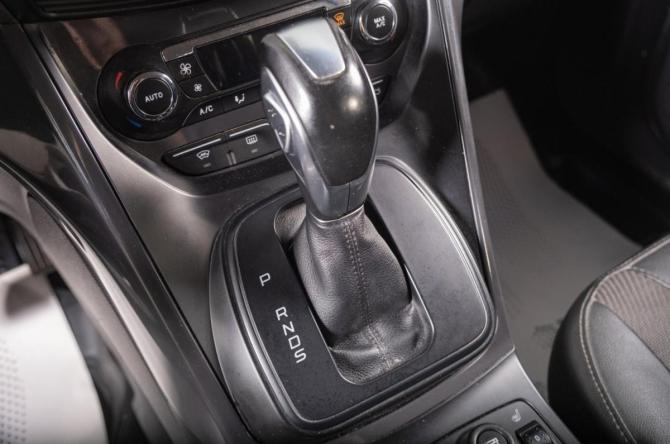 Ford Kuga II с пробегом 2013 года, цена 999 000 рублей, 224000 км, внедорожник, Автокод Объявления