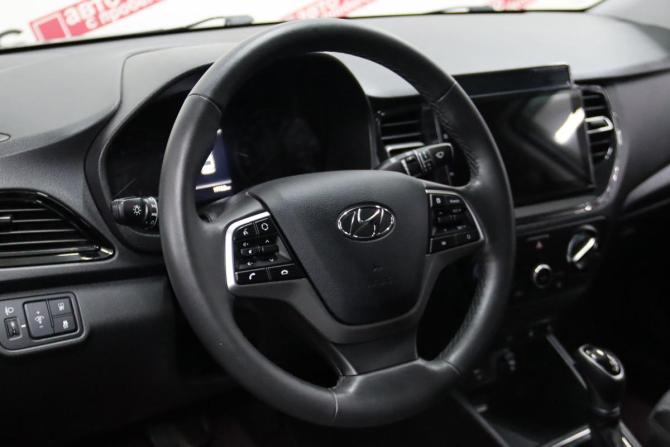 Hyundai Solaris II Рестайлинг с пробегом 2021 года, цена 1 725 250 рублей, 19758 км, седан, Автокод Объявления